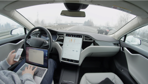 How hybrid connectivity will power the connected car?