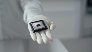 Google unveils quantum chip; security experts push for Q-safety