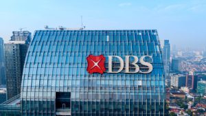 Singapore bank to replace 4,000 roles with AI and Apple pledges “racist Trump” transcription fix