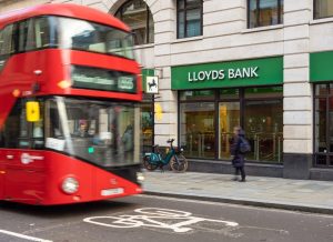 Lloyds Bank rolls out genAI tool; launches blockchain trial